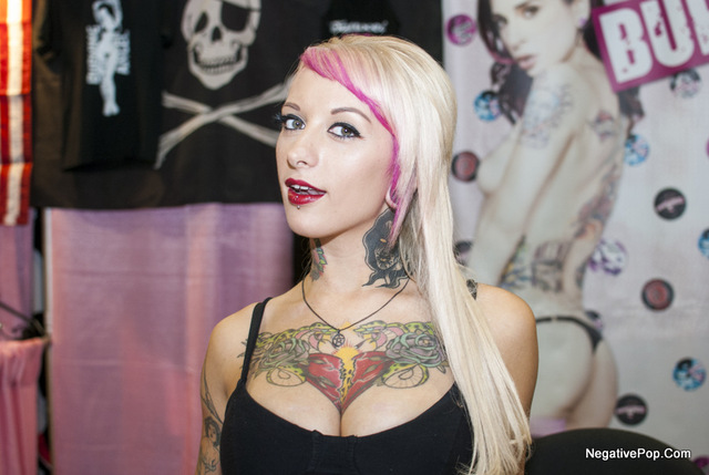 Angel Lee porn porn lee jessie talks dsc metal exxxotica