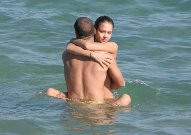 Jessica Girl sex beach jessica alba enjoys