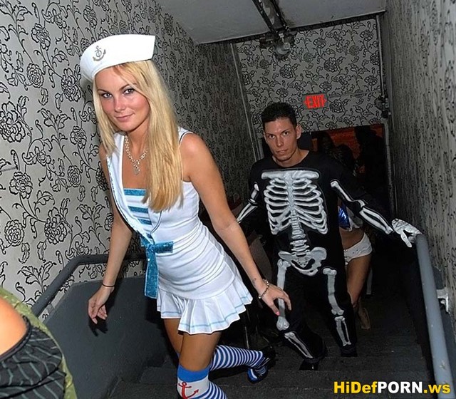 Holly Marie Bryn xxx posts inthevip