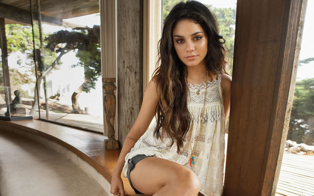 Vanessa X xxx wallpaper pretty cute vanessa hudgens