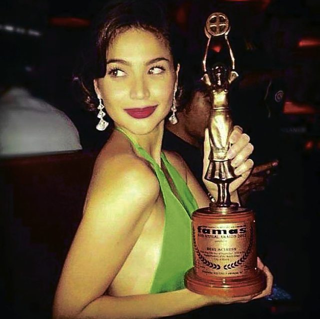 Anna Curtis sex best woman actress award anne wins curtis famas