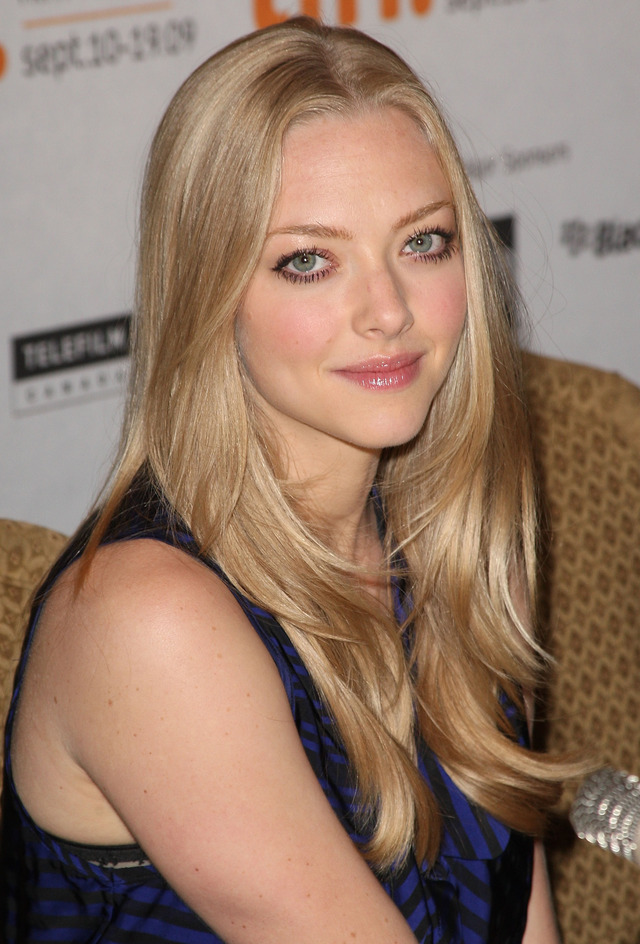 Jennifer S porn gallery net celeb body amanda seyfried press conference tiff jennifers vettri