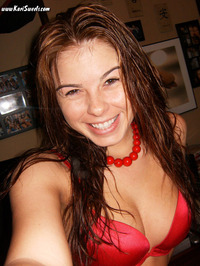 Kari Sweet porn gallery kari sweets red bra self shot candids