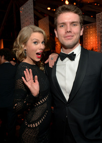 Taylor Thompson sex cos cdn assets austin swift entertainment celebs facts