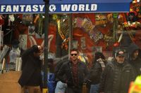 Ryan Sky sex incoming ece alternates £££ zac efron going shop called fantasy world celebrity news erm