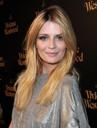 Caroline Daily porn nintchdbpict tvandshowbiz mischa barton tape actress revenge porn boyfriends adam shaw jon zacharias won case