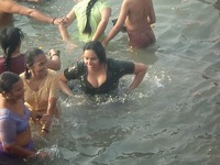 India Rivers sex bathing women photos