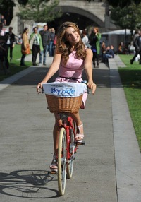 Kelly Brooke xxx bigimages kelly brook bike hot makes bicycling look