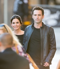 Lara Cox sex dailydish johnny mcdaid courteney cox coxs daughter helped plan moms proposal surprise